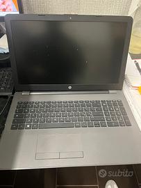 Notebook Hp 15' per pezzi di ricambio