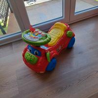 Macchinina cavalcabile Clementoni