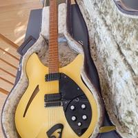 Chitarra Rickenbacker USA  1986 Tuxedo