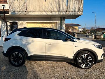 Opel Grandland X 2.0 Ecotec – 2019 – 57.300 km