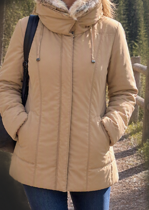 Giaccone Donna Beige Tg. 42 con Collo in Eco-Pelli