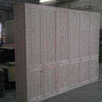 armadio in abete massello 12 ante con ripiani