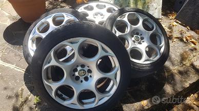 Cerchi 18 5x98 et 32 GTA 156 147 GT