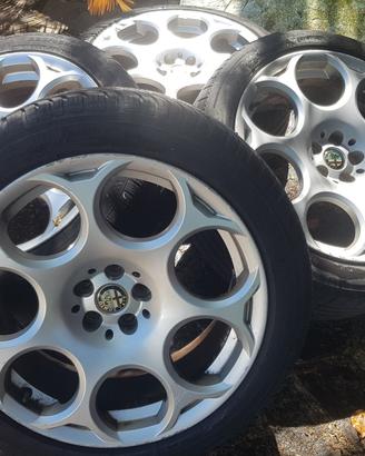 Cerchi 18 5x98 et 32 GTA 156 147 GT
