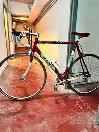 Bici da strada Olmo Vitalicio Seguros
