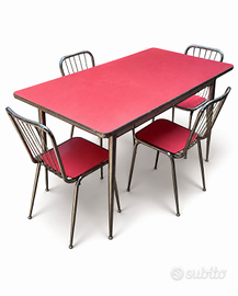 Tavolo e sedie anni 50/60 in formica