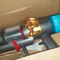 Dyson v15 NUOVO ✅ INSCATOLATO ♻️ SIGILLATO