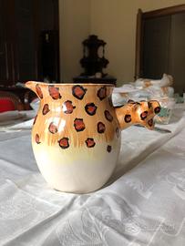 Brocca con manico a testa di leopardo