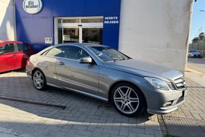 Mercedes-benz E 250 CDI Coupé BlueEFFICIENCY Avant