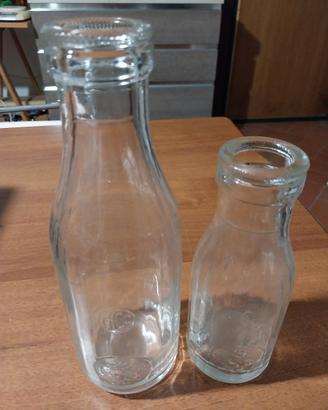 Coppia bottiglie latte anni 50/60