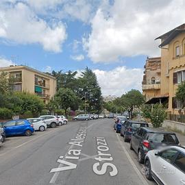Garbatella camera ad uso condiviso