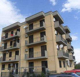 Appartamento di 90 m² con 4 locali a Carini