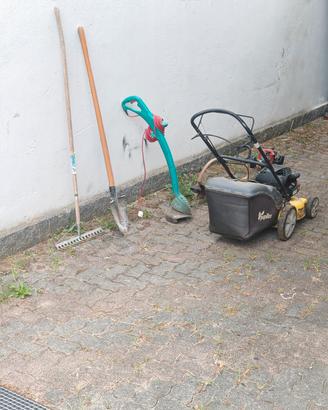 Attrezzi per giardinaggio