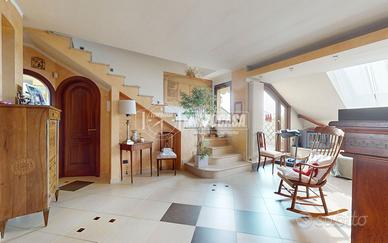 APPARTAMENTO BILIVELLO NEL COMPLESSO STELLA BIANCA