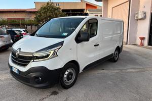 Renault trafic 2.0 dci 145 cv 10/2020