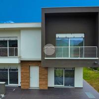 PORZIONE DI BIFAMILIARE A VILLONGO