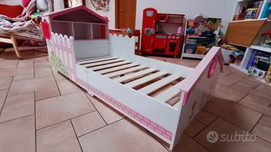 Lettino bambina stile casa Kidkraft con materasso 