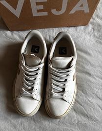 Veja Campo Almond 39