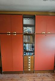 Armadio con letto singolo a scomparsa