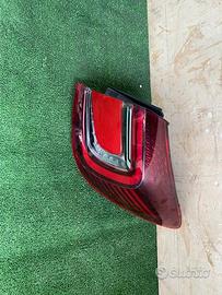 Stop posteriore destro renault captur 2021