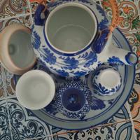 Servizio da tè in ceramica "Blue and White"