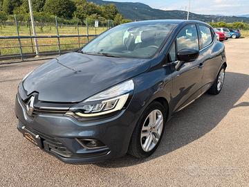 Renault Clio dCi 8V 90 CV 5 porte Duel
