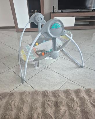 Altalena elettrica per neonato altri giocattoli