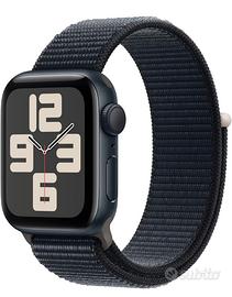 Apple Watch SE (2ª generazione) 40 mm Nero sport 