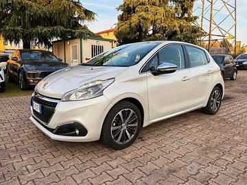 Peugeot 208 BlueHDi 100 5 porte GT Line NAVIGA TEL