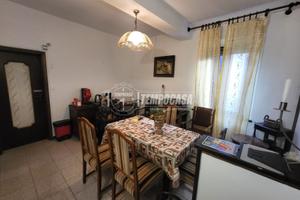 Trilocale in centro a Montale