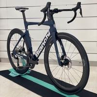 Bici da corsa Bianchi Oltre Comp taglia 55