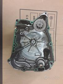 Coperchio accensione Piaggio X9 250 motore Honda