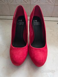 Scarpe con tacco rosso velluto