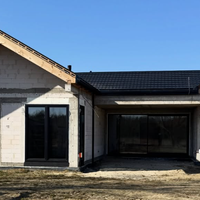 Infissi, porte, tapparelle, cancelli e vetrate su