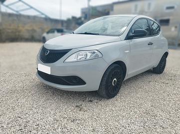 Lancia Ypsilon 5p 1.2 69cv EcoChic Gold Gpl