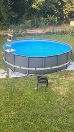 Piscina esterna Intex