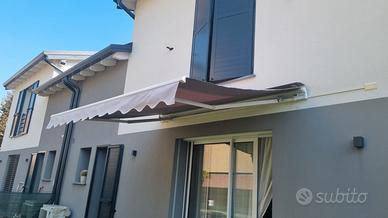 Tenda da esterno motorizzata 3x3m grigia