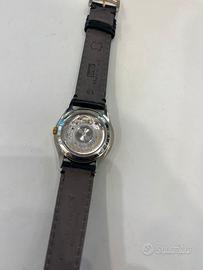 Orologio theorein kelek