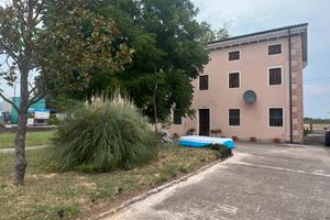 Palazzo - Edificio a Barbarano Mossano