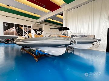 Gommone 6 metri salpa soleil 18 + honda bf 40