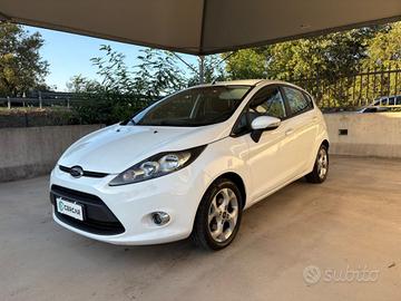 FORD Fiesta 1.4 5 porte Bz.- GPL Titanium OK NEO