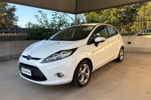 FORD Fiesta 1.4 5 porte Bz.- GPL Titanium OK NEO