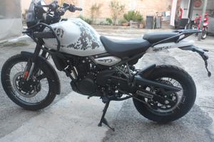 Royal Enfield Himalayan kamet white tubeless