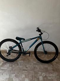 Bici Bomma Traffic