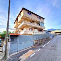 3 LOCALI A TORRE DEL GRECO