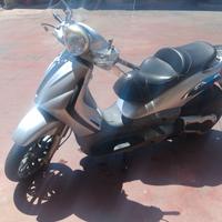 Piaggio Beverly 500 - 2004
