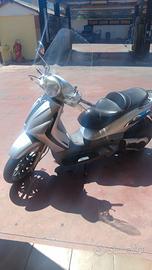Piaggio Beverly 500 - 2004