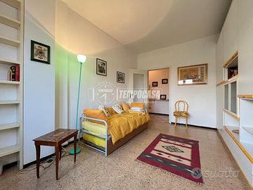 BILOCALE CON BALCONE - ZONA FONDAZIONE PRADA