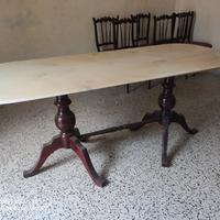Tavolo in marmo