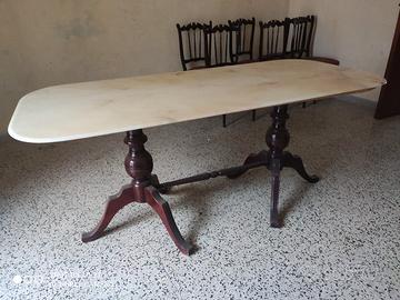 Tavolo in marmo